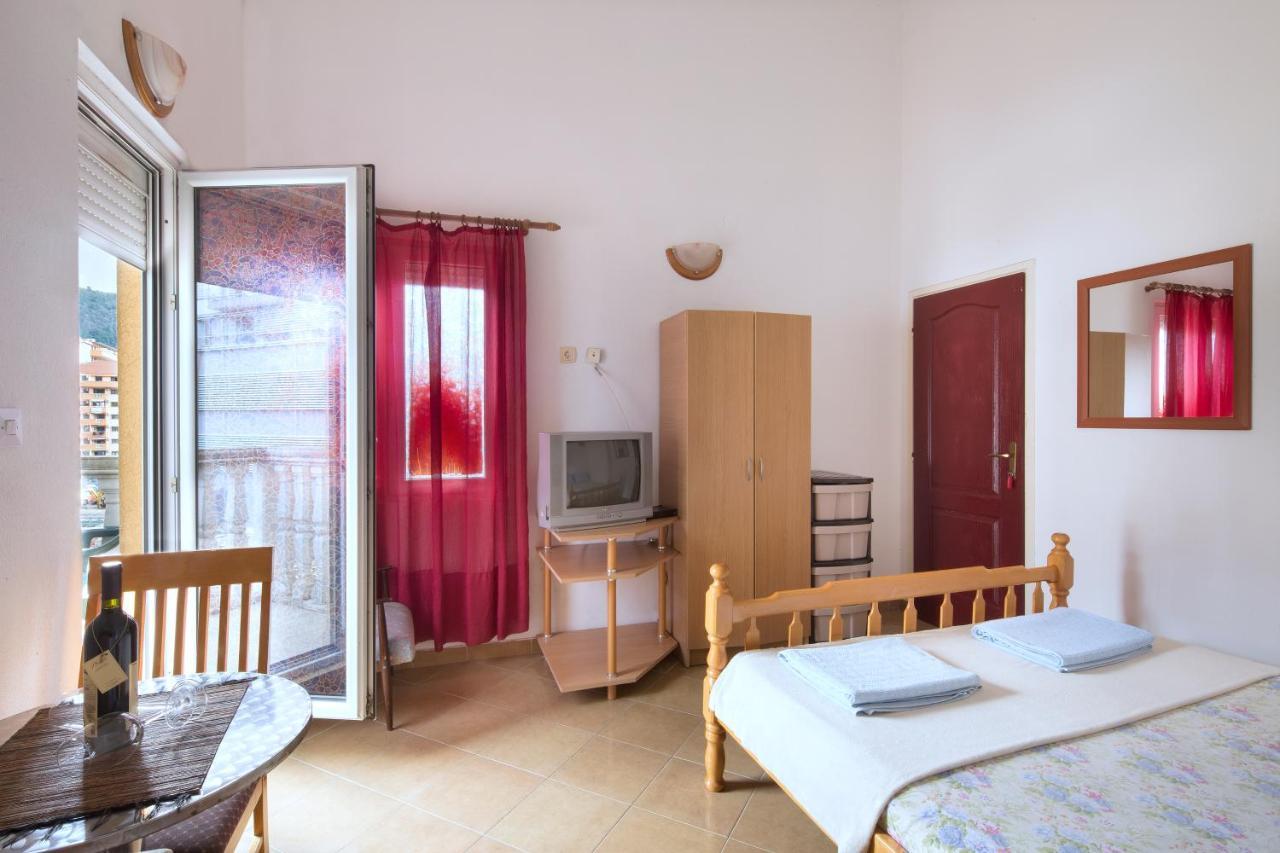 Apartments Antic Budva Eksteriør billede