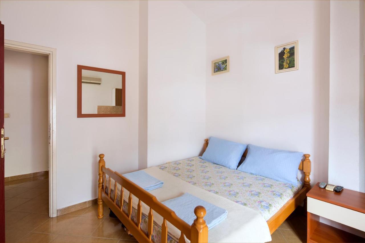 Apartments Antic Budva Eksteriør billede