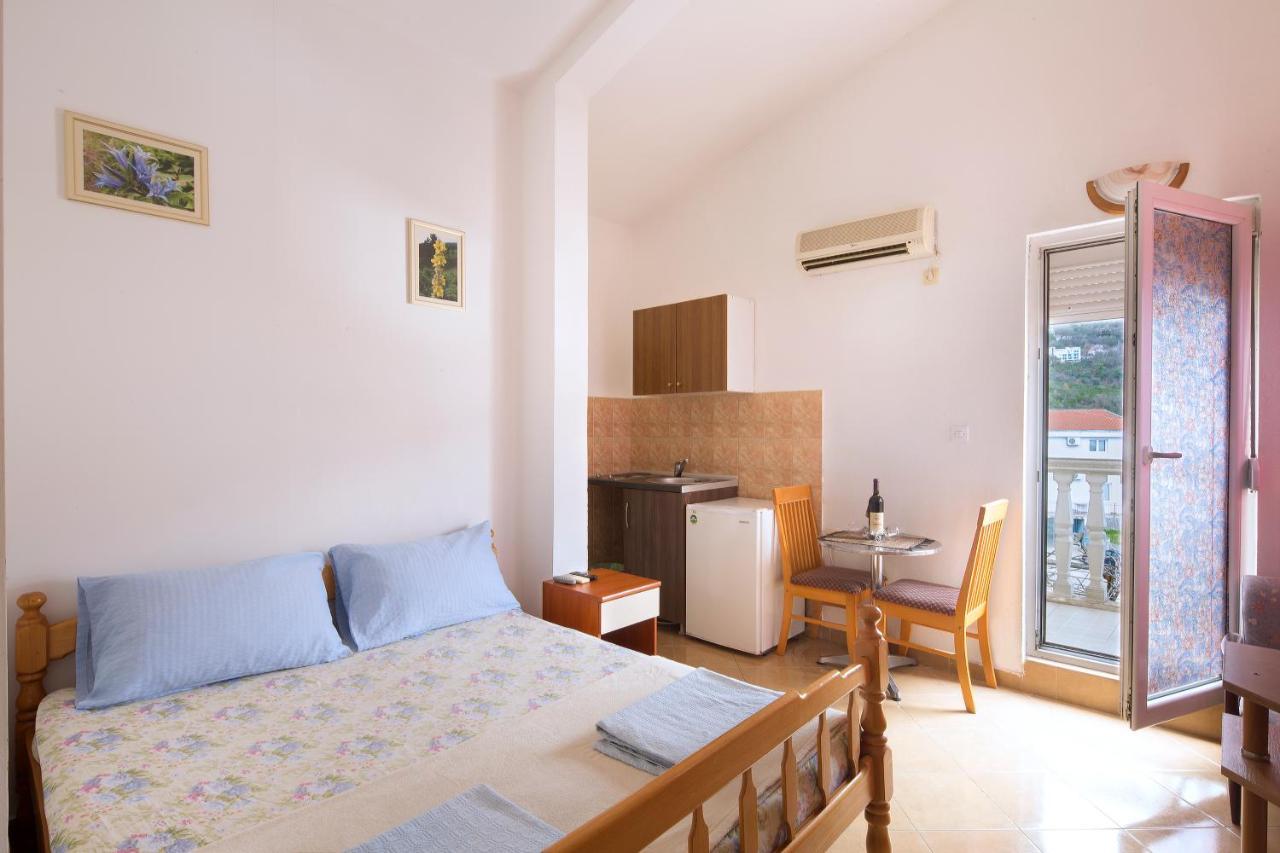 Apartments Antic Budva Eksteriør billede