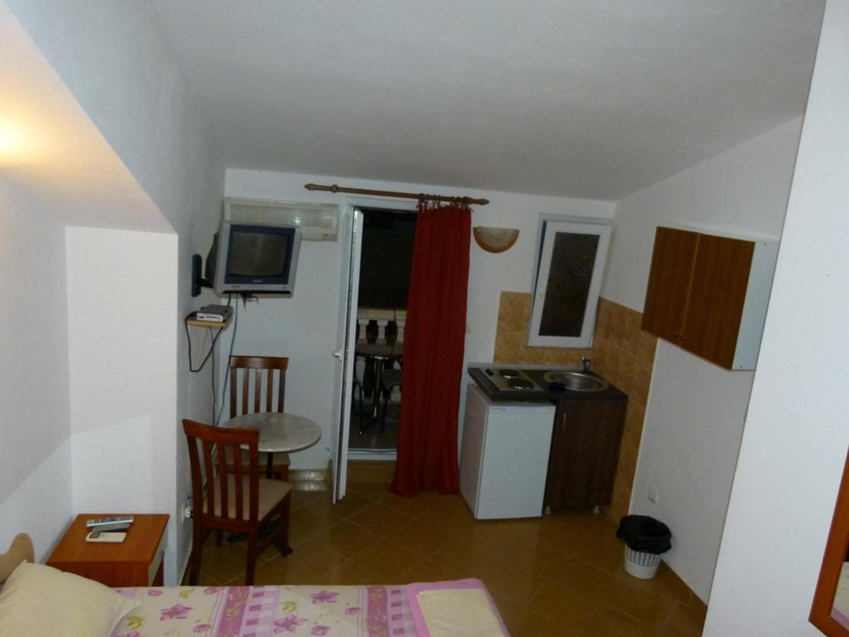 Apartments Antic Budva Eksteriør billede